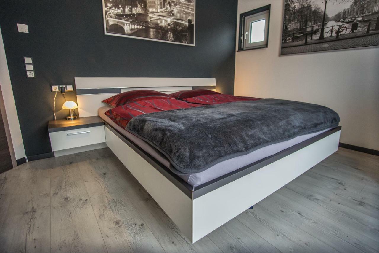 Bodensee-Fewo Modernes & Top-Ausgestattetes Appartement Incl Netflix, Fahrradgarage Uhldingen-Mühlhofen Esterno foto
